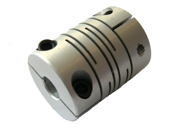 Hydraulic pump coupling